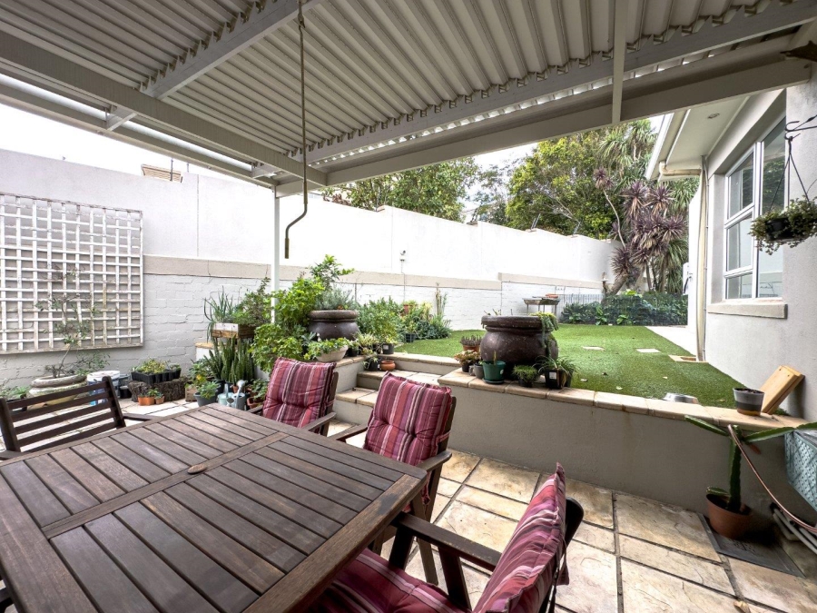 To Let 3 Bedroom Property for Rent in Van Riebeeckshof Western Cape